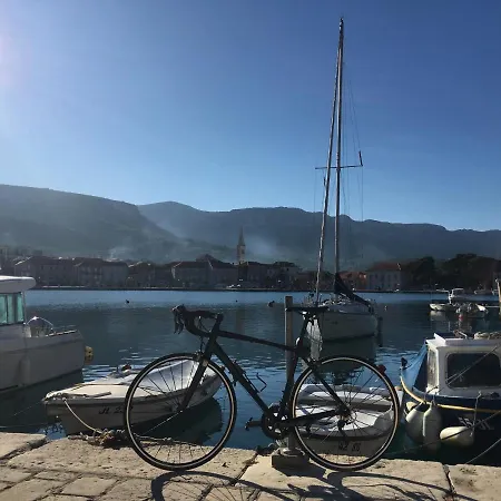 Guest house Hvar - Double Bedroom With Private Bathroom *