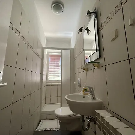 Hvar - Double Bedroom With Private Bathroom