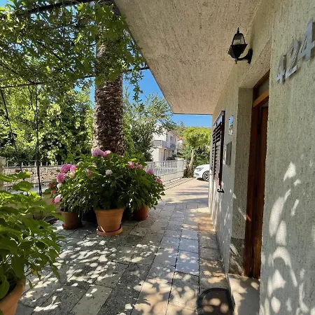 Hvar - Double Bedroom With Private Bathroom Guest house *