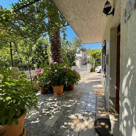 Hvar - Double Bedroom With Private Bathroom *