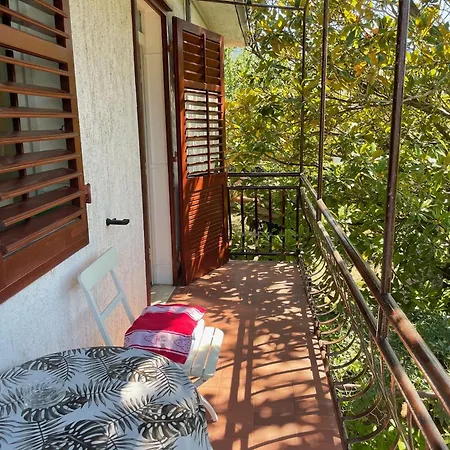 Gasthof S3 - Double With Private Bathroom Next Door In On Hvar