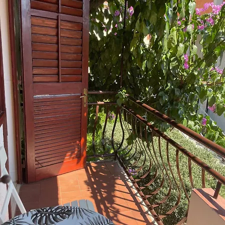 S3 - Double With Private Bathroom Next Door In On Hvar Gasthof